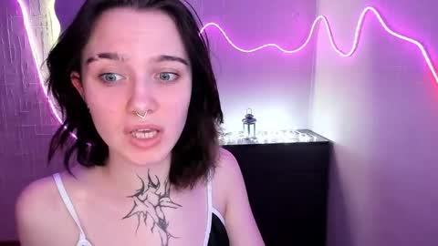 Snapshot of elastikiss chatting on February 21, 4:30 pm elastikiss online show from February 21, 4:30 pm