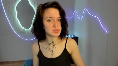 Snapshot of elastikiss chatting on March 4, 4:18 am elastikiss online show from March 4, 4:18 am