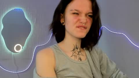 Snapshot of elastikiss chatting on March 8, 5:22 am elastikiss online show from March 8, 5:22 am