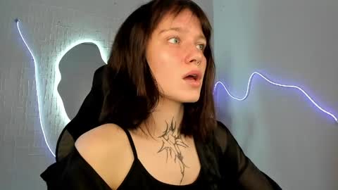 Snapshot of elastikiss chatting on March 28, 3:06 am elastikiss online show from March 28, 3:06 am