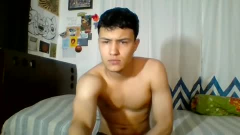 Snapshot of elawo503 chatting on June 19, 5:28 pm elawo503 online show from June 19, 5:28 pm