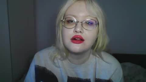 elayne_sweet online show from May 13, 6:11 am
