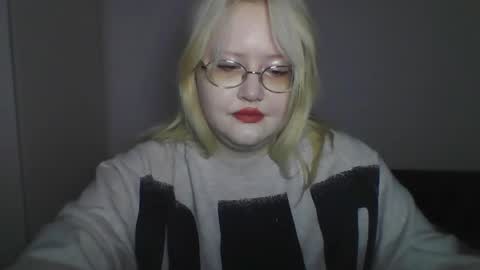 elayne_sweet online show from May 16, 6:10 am