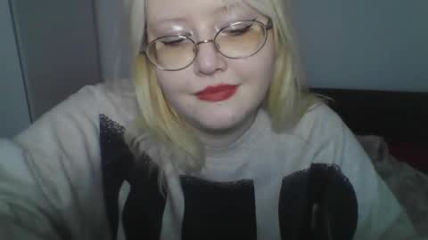 elayne_sweet online show from May 16, 10:36 am