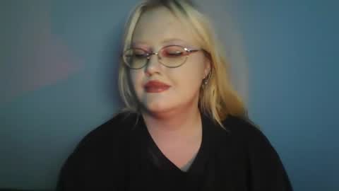 elayne_sweet online show from June 29, 10:15 am