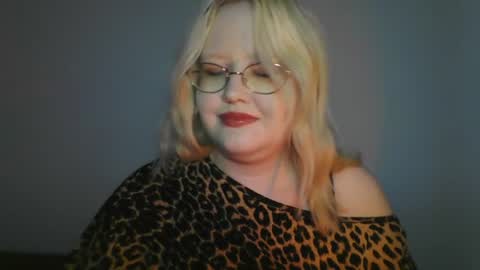 elayne_sweet online show from July 3, 6:09 am