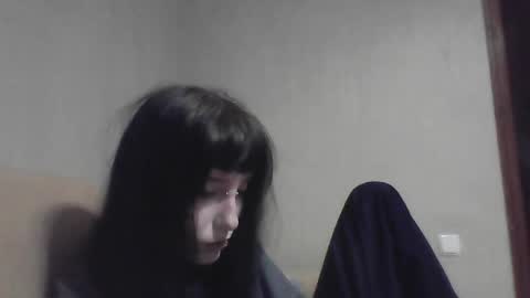Lia online show from May 8, 5:18 pm