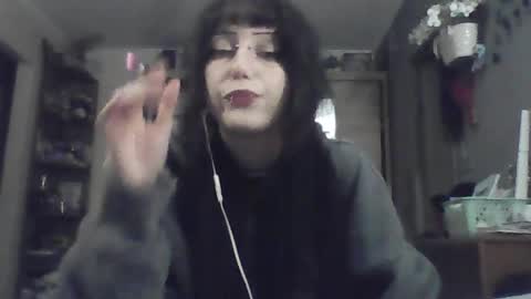 Lia online show from May 18, 8:03 pm