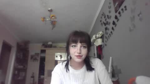 Snapshot of elaynetanton chatting on July 23, 8:56 am Lia online show from July 23, 8:56 am