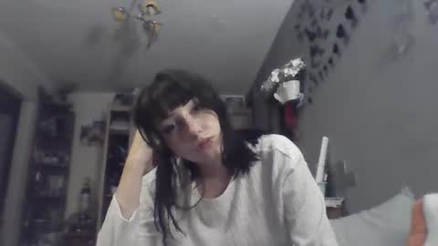 Snapshot of elaynetanton chatting on July 24, 12:19 am Lia online show from July 24, 12:19 am