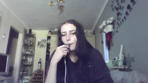 Snapshot of elaynetanton chatting on July 26, 3:08 pm Lia online show from July 26, 3:08 pm