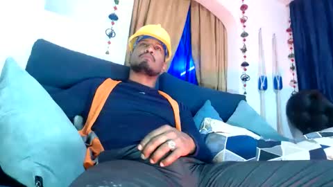 elcaballeroblack online show from February 18, 10:28 pm