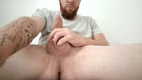 Snapshot of elcarlos25 chatting on December 3, 5:11 pm elcarlos25 online show from December 3, 5:11 pm