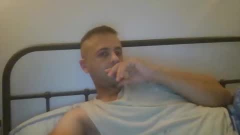 Snapshot of elcondorxo509107 chatting on November 23, 10:15 am daniel18cmx online show from November 23, 10:15 am