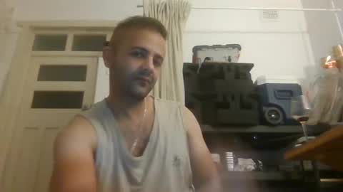 Snapshot of elcondorxo509107 chatting on November 27, 10:17 am daniel18cmx online show from November 27, 10:17 am