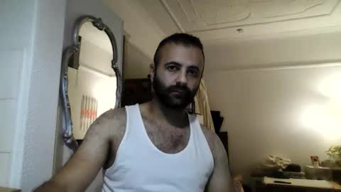 Snapshot of elcondorxo509107 chatting on March 29, 8:36 am daniel18cmx online show from March 29, 8:36 am