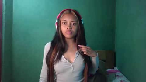 Snapshot of eldie69 chatting on April 22, 6:38 am eldie69 online show from April 22, 6:38 am