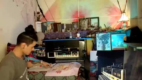 Snapshot of eleazar_blake chatting on September 30, 5:56 am Sir Eleazar online show from September 30, 5:56 am