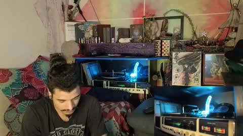 Snapshot of eleazar_blake chatting on October 20, 4:57 am Sir Eleazar online show from October 20, 4:57 am