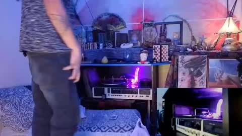 Snapshot of eleazar_blake chatting on November 10, 2:32 am Sir Eleazar online show from November 10, 2:32 am