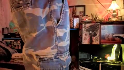 Snapshot of eleazar_blake chatting on November 29, 5:32 am Sir Eleazar online show from November 29, 5:32 am