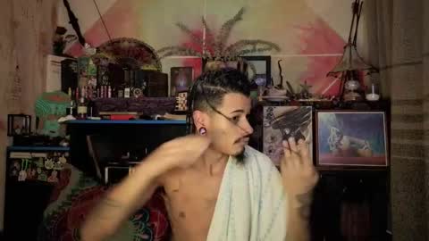 Snapshot of eleazar_blake chatting on February 16, 4:08 am Sir Eleazar online show from February 16, 4:08 am