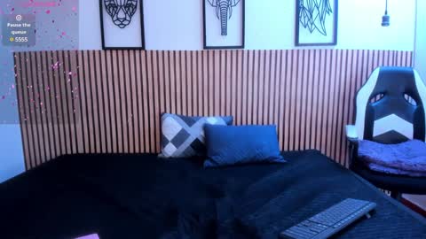 Snapshot of elecktra_sweet chatting on December 31, 12:57 pm Elecktra online show from December 31, 12:57 pm