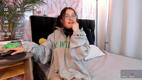 Snapshot of elecktra_sweet chatting on January 17, 7:16 pm Elecktra online show from January 17, 7:16 pm