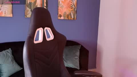 electra_gosselin online show from October 13, 12:27 pm