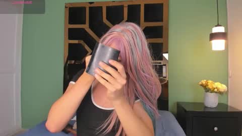 electra_gosselin online show from January 6, 8:01 pm