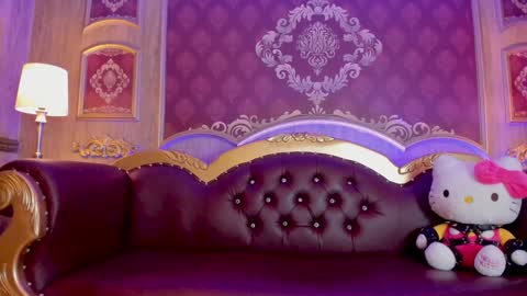      - online show from December 5, 11:18 pm
