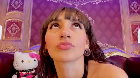      - online show from December 6, 9:02 pm