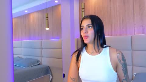 Snapshot of electrascot chatting on March 8, 2:04 am ELECTRA online show from March 8, 2:04 am