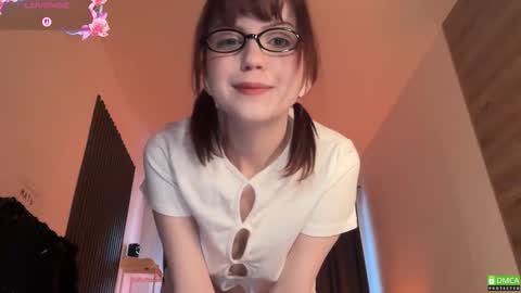 Snapshot of electric_woman chatting on February 17, 11:40 am Aleksa online show from February 17, 11:40 am