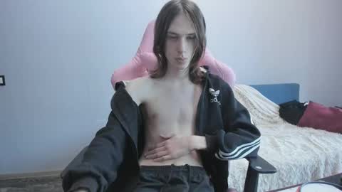 eleganc3 online show from February 17, 9:06 am