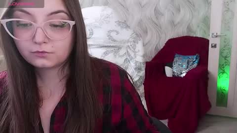 Snapshot of elegant_audacity chatting on December 17, 10:01 am Rachel online show from December 17, 10:01 am