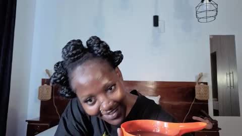 Snapshot of elegant_ebony chatting on March 1, 11:12 am Nika online show from March 1, 11:12 am