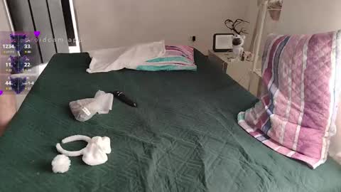 Snapshot of elektra_and_konan_01 chatting on February 17, 1:40 pm Elektra and Konan online show from February 17, 1:40 pm