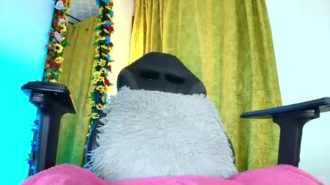 Snapshot of elektra_bigcok chatting on August 5, 12:35 am elektra_bigcok online show from August 5, 12:35 am