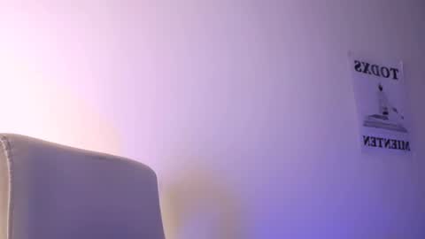 Snapshot of elektra_sky11 chatting on February 11, 4:02 pm Elektra Sky online show from February 11, 4:02 pm