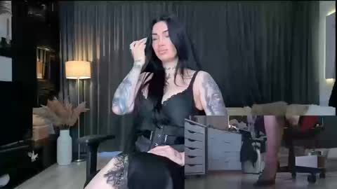 Snapshot of elektravelvet chatting on March 12, 7:25 am ElektraSheDemon online show from March 12, 7:25 am