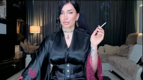 Snapshot of elektravelvet chatting on March 25, 8:31 am ElektraSheDemon online show from March 25, 8:31 am