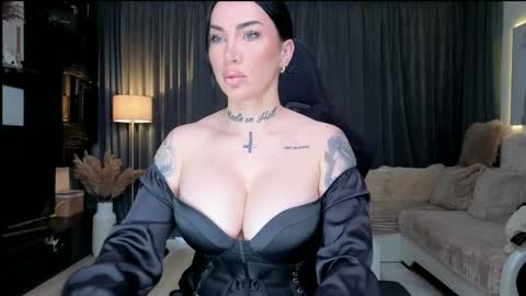 Snapshot of elektravelvet chatting on March 30, 6:58 am ElektraSheDemon online show from March 30, 6:58 am