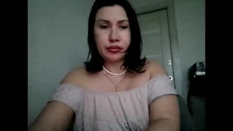 Snapshot of elena_555 chatting on April 5, 2:53 am ELENA 555 online show from April 5, 2:53 am