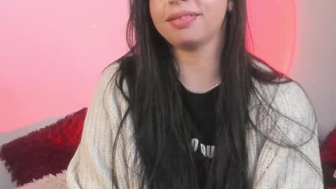 Snapshot of elena_lust chatting on November 22, 6:45 am Elena online show from November 22, 6:45 am