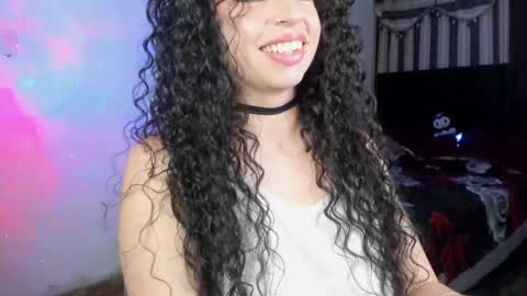 Snapshot of elena_lust chatting on February 15, 7:51 am Elena online show from February 15, 7:51 am