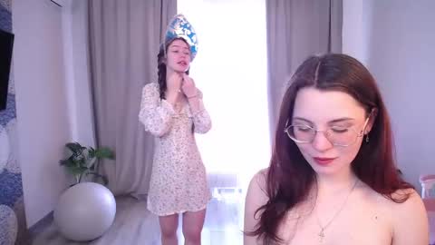 Snapshot of elena_vysotskaya chatting on March 12, 7:25 am Elena online show from March 12, 7:25 am