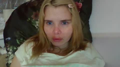 Snapshot of elenaflirt chatting on February 11, 4:45 pm Elena online show from February 11, 4:45 pm