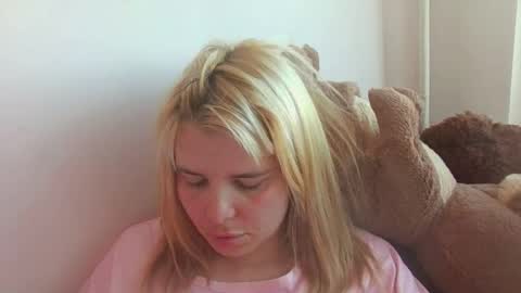 Elena online show from June 6, 4:33 pm