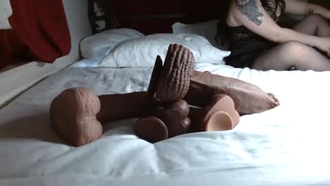 Snapshot of elenagilbert12 chatting on September 9, 9:58 pm Goddess Elena online show from September 9, 9:58 pm